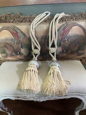Cream Decorative Tassel Tiebacks - Elegant Home Accents